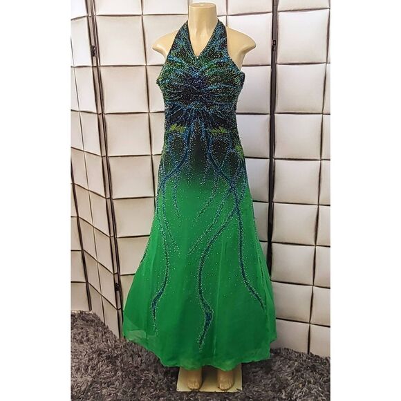 Alyce Designs gown - Picture 6 of 10